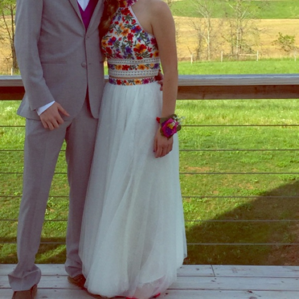 Sherri Hill prom dress